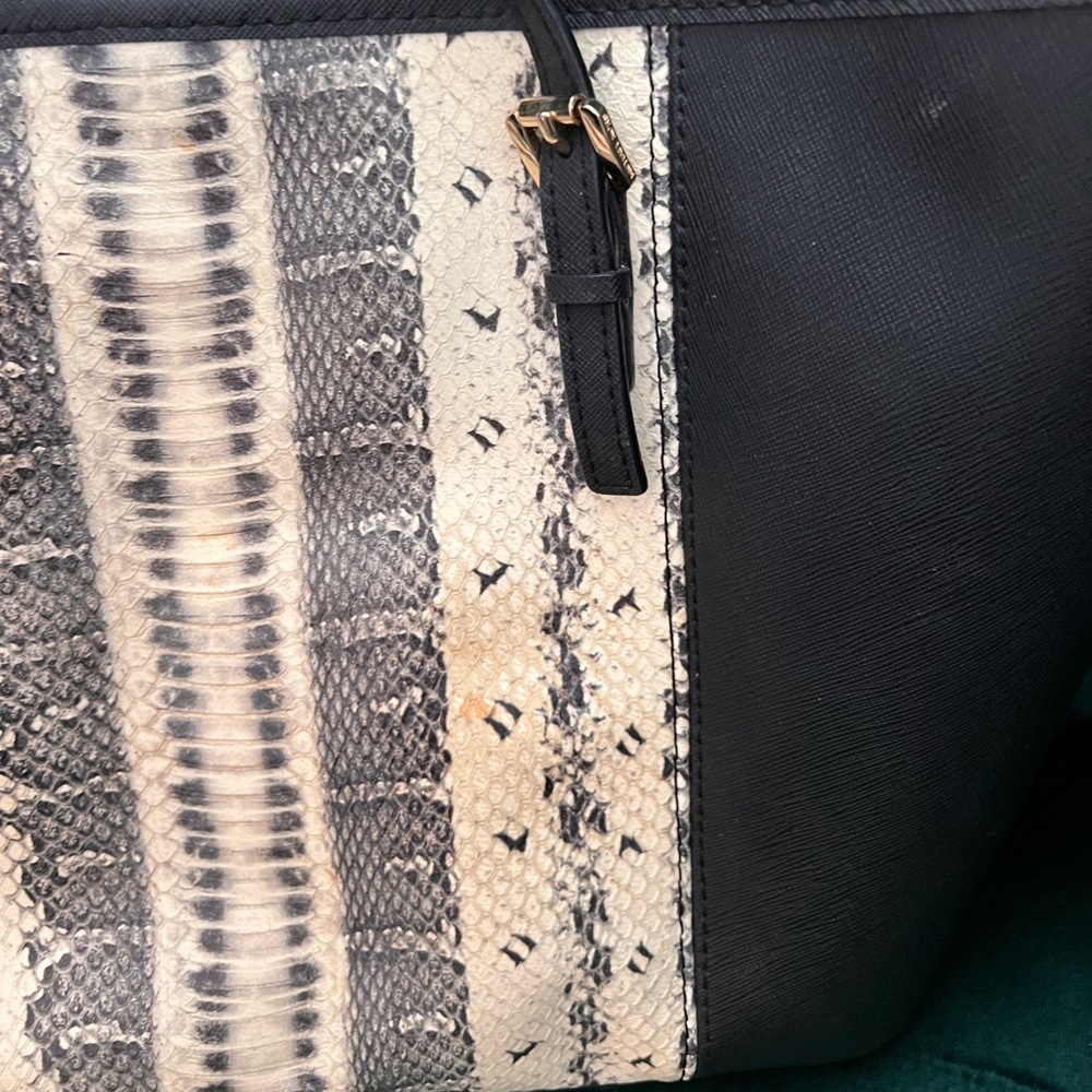 MICHAEL KORS Tote - Picture 3 of 7